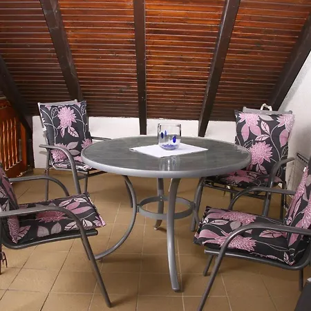 Ferienwohnungen Haus Albert Großheubach Buitenkant foto